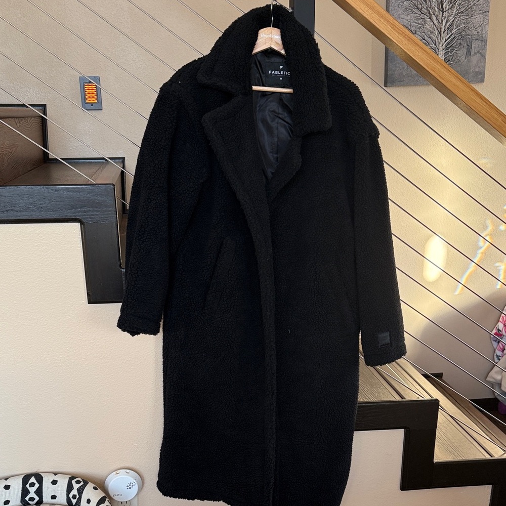 Fabletics Black Teddy Long Jacket, Size Medium